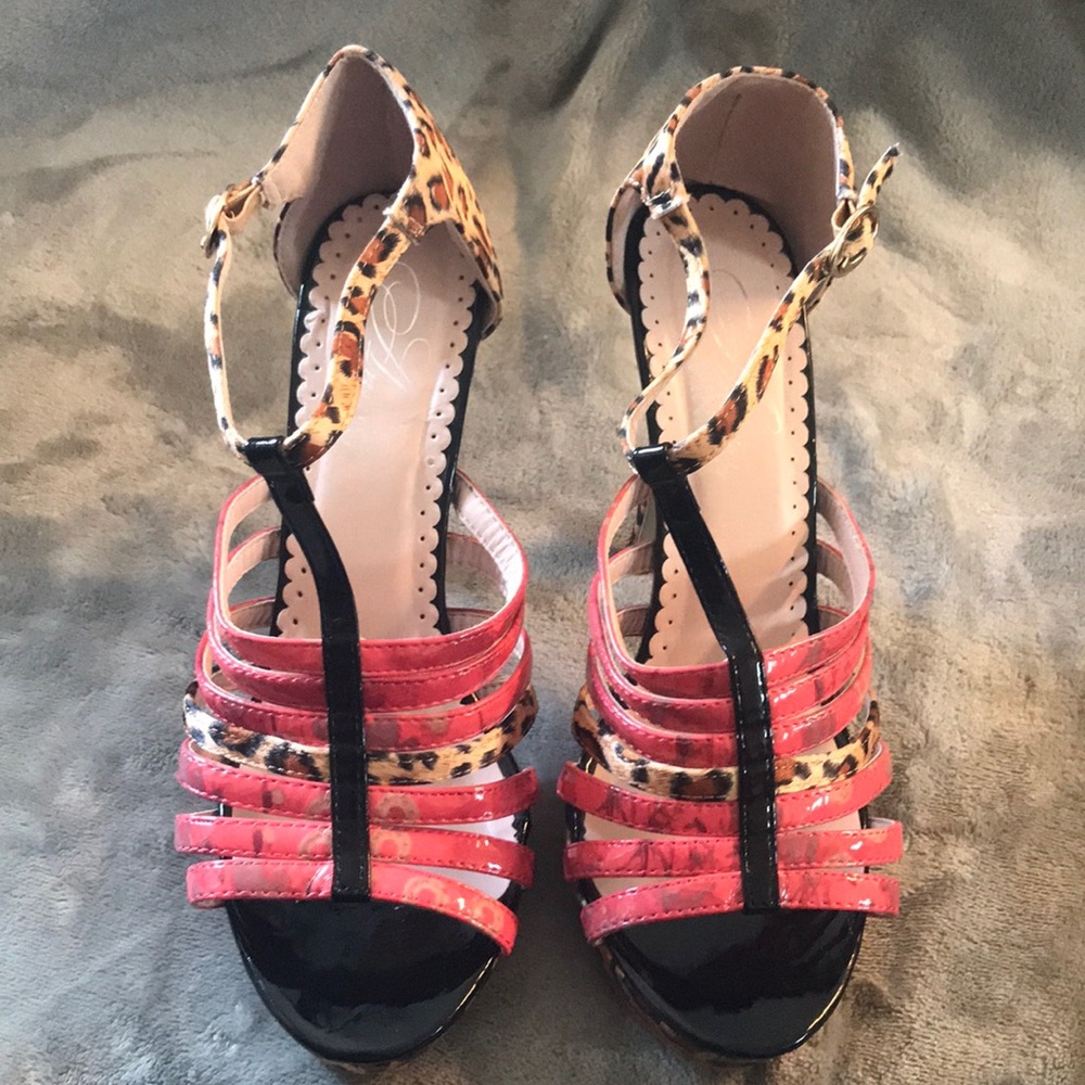 Annie Pinky Heels Size 9